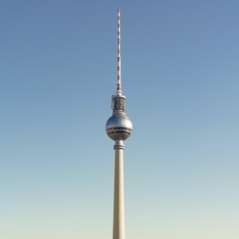 Berlin_-_Fernsehturm.jpg